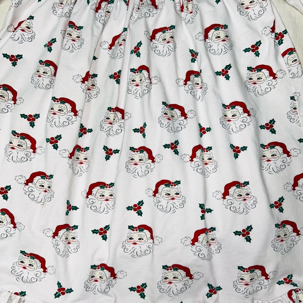 Classic Whimsy sweet Santa gown sz 6 smoke free home - Picture 4 of 5